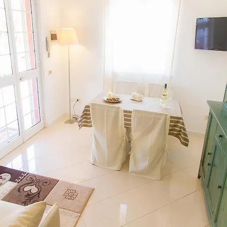 Gelso Bianco Apartments Campofelice Di Roccella Buitenkant foto